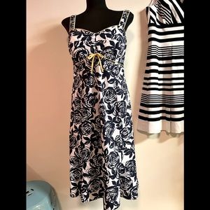 MADISON LEIGH SUNDRESS